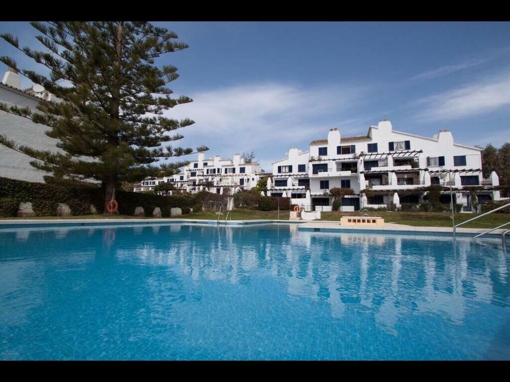Apartment By The Beach Sitio de Calahonda Exterior photo