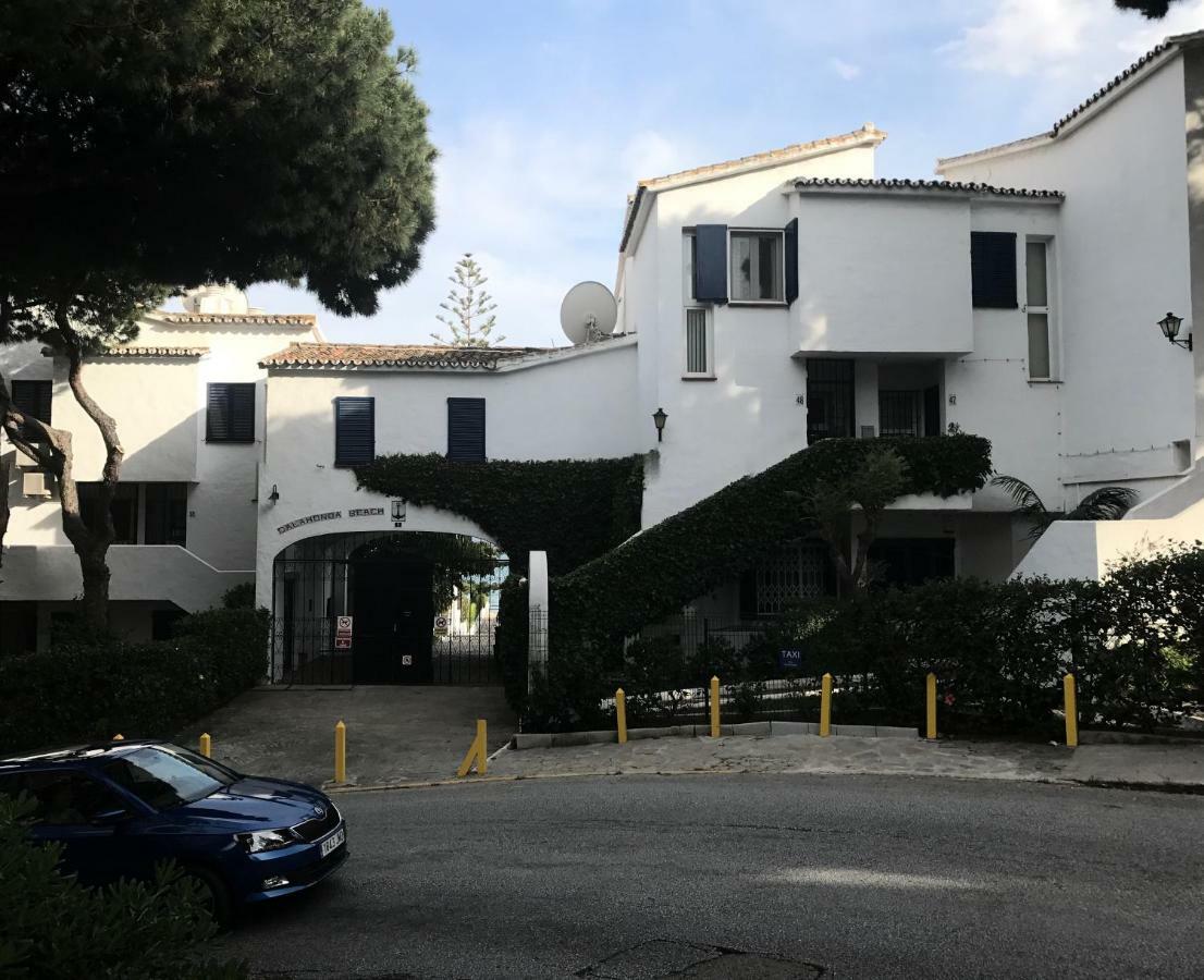 Apartment By The Beach Sitio de Calahonda Exterior photo
