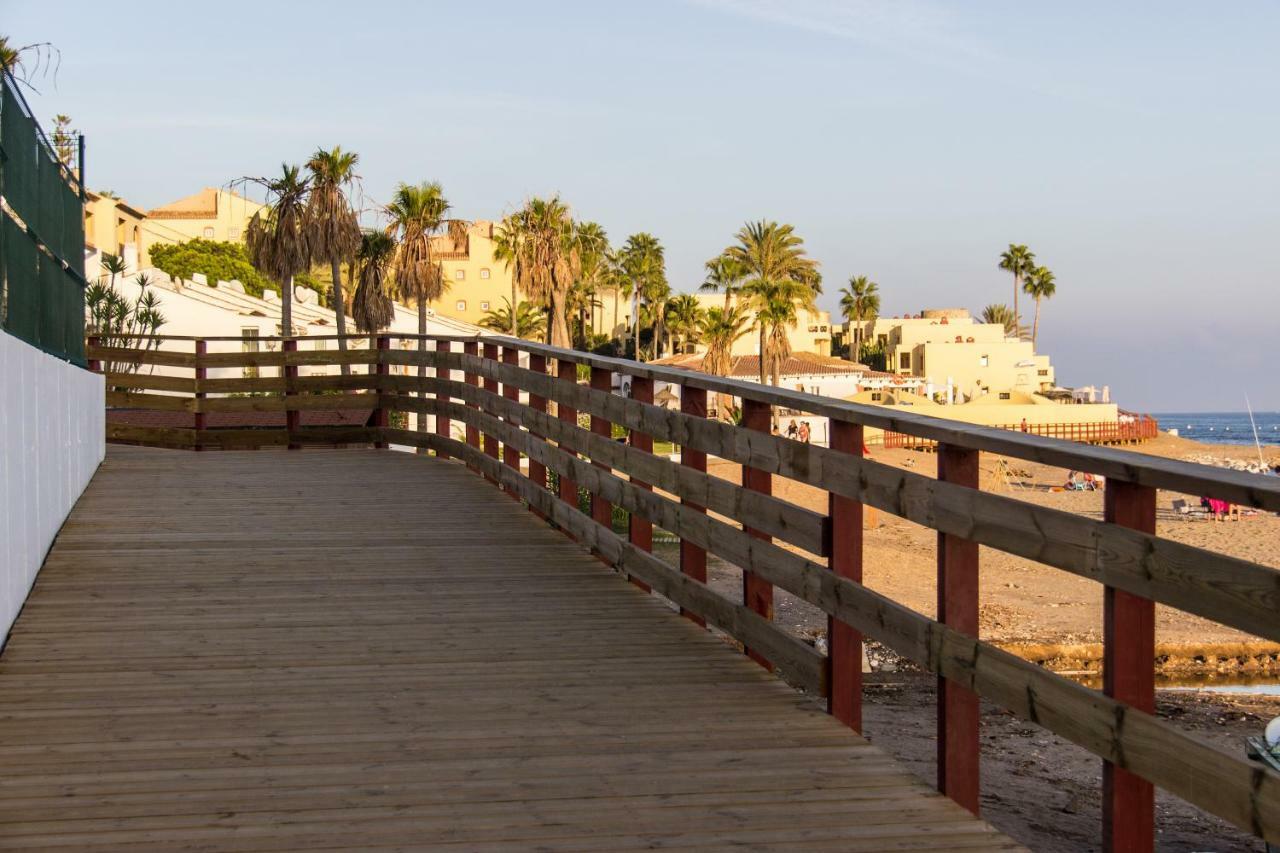 Apartment By The Beach Sitio de Calahonda Exterior photo